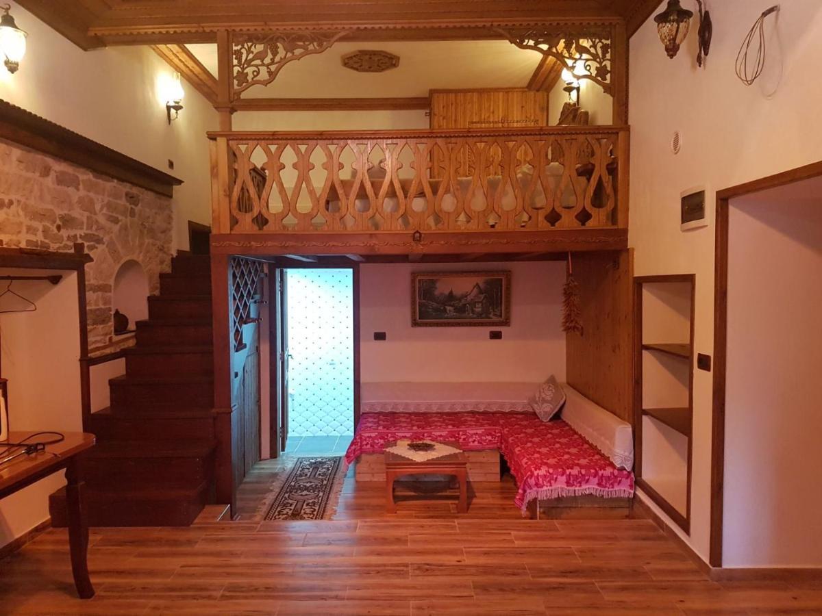 Riva Guest House Гирокастра Экстерьер фото