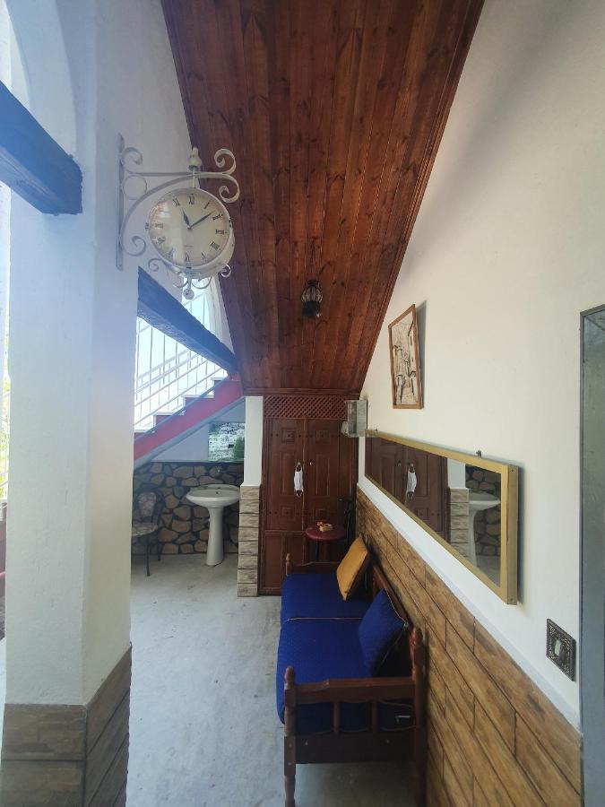 Riva Guest House Гирокастра Экстерьер фото